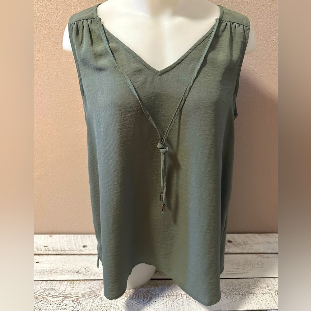 Maurices V-Neck Sleeveless Top